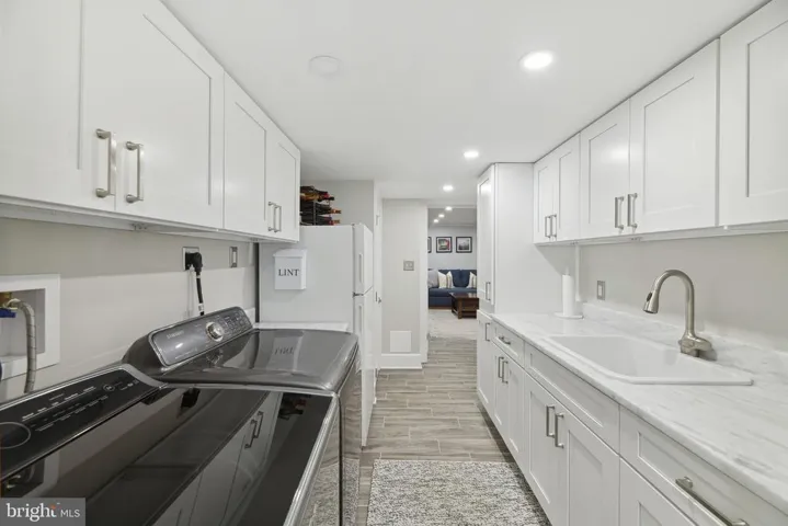2454 39th Pl Nw, Washington, District of Columbia 20007
