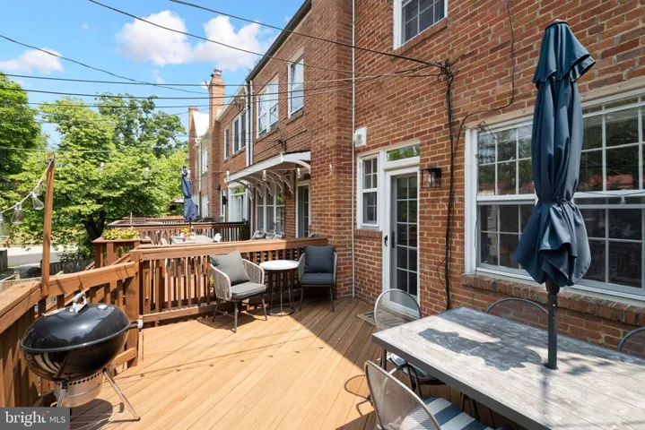 2454 39th Pl Nw, Washington, District of Columbia 20007