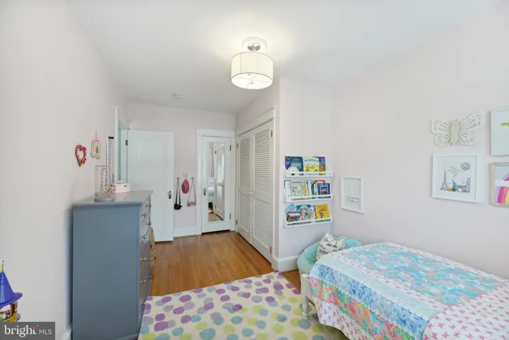 2454 39th Pl Nw, Washington, District of Columbia 20007