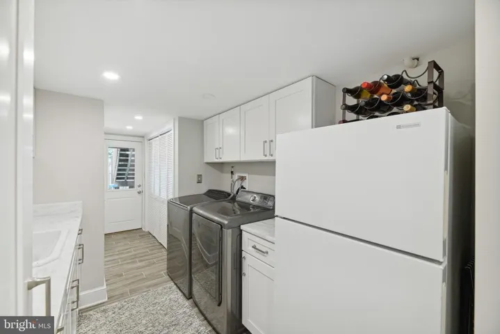 2454 39th Pl Nw, Washington, District of Columbia 20007