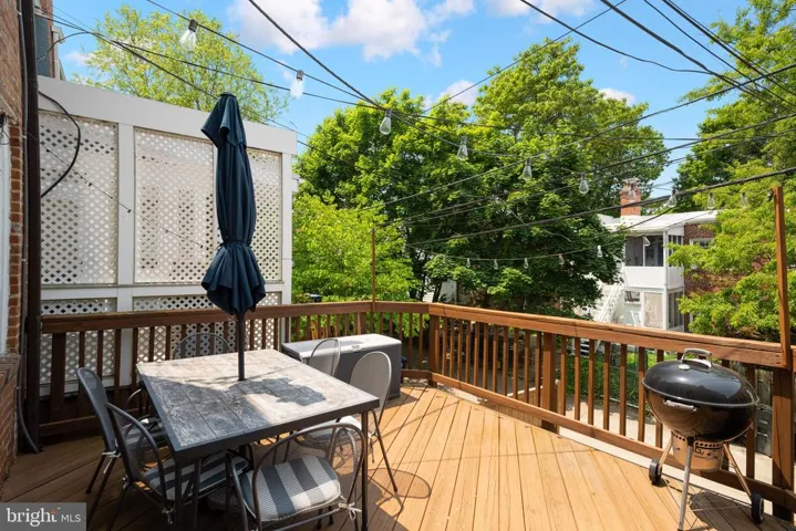 2454 39th Pl Nw, Washington, District of Columbia 20007