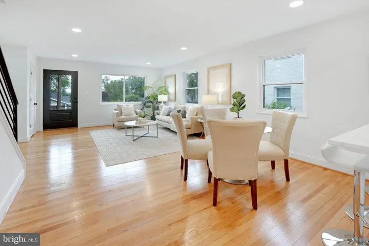 2724 Hickory St, Alexandria, Virginia 22305