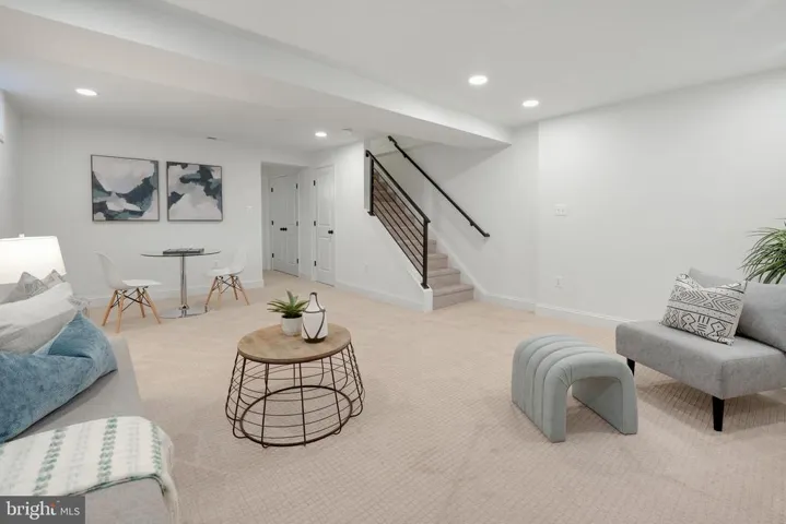 2724 Hickory St, Alexandria, Virginia 22305
