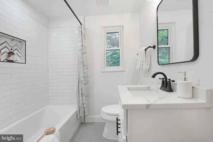 2724 Hickory St, Alexandria, Virginia 22305