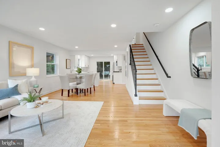 2724 Hickory St, Alexandria, Virginia 22305