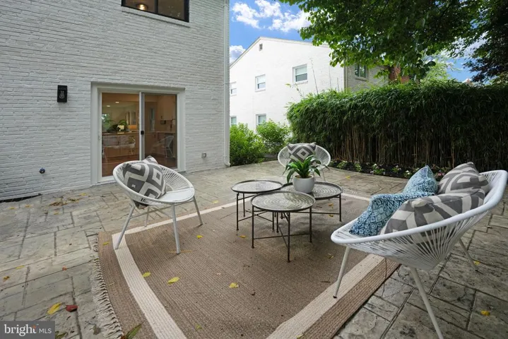 2724 Hickory St, Alexandria, Virginia 22305