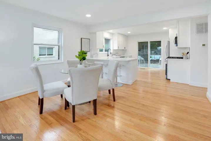2724 Hickory St, Alexandria, Virginia 22305