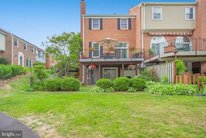 5522 Beaconsfield Ct, Burke, Virginia 22015