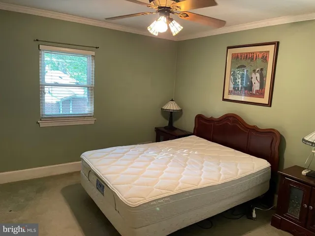 800 Ridge Pl, Falls Church, Virginia 22046