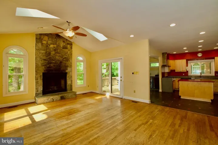 610 Langston Ln, Falls Church, Virginia 22046