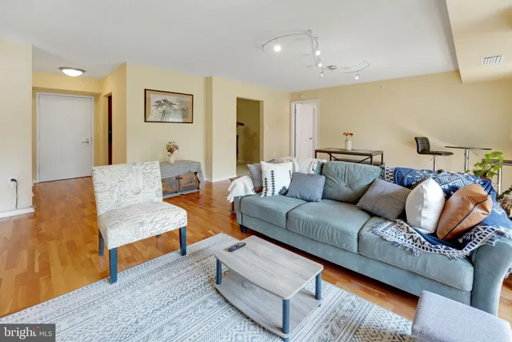2230 George C Marshall Dr #414, Falls Church, Virginia 22043