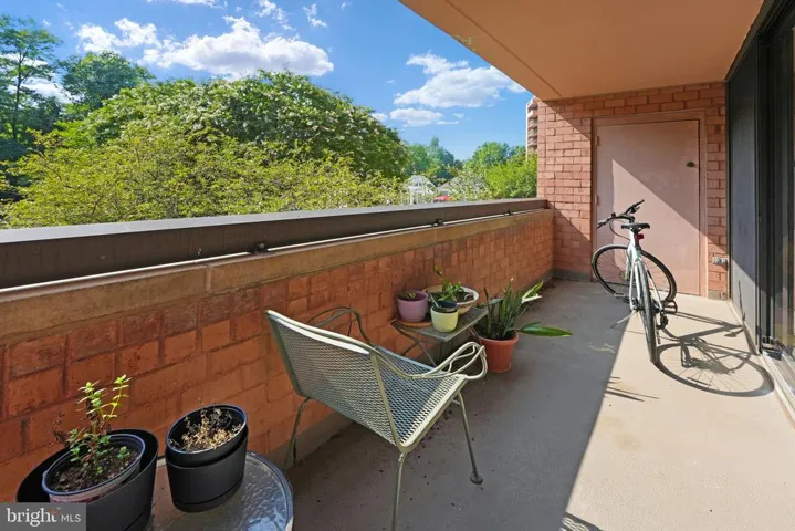 2230 George C Marshall Dr #414, Falls Church, Virginia 22043