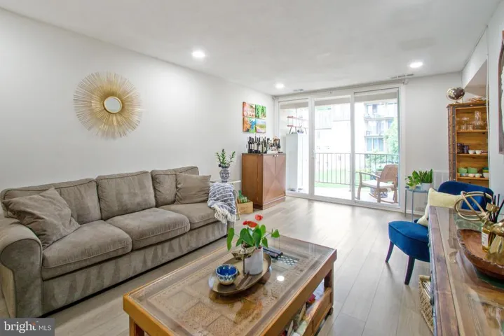 5009 7th Rd S #102, Arlington, Virginia 22204