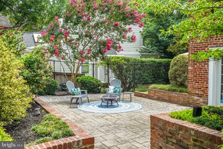 7734 Virginia Ln, Falls Church, Virginia 22043