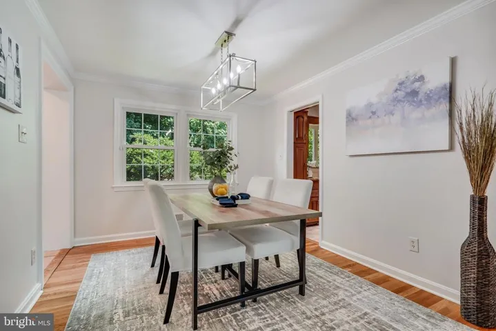 7734 Virginia Ln, Falls Church, Virginia 22043
