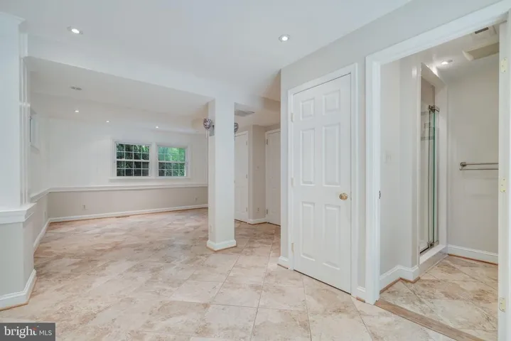 7734 Virginia Ln, Falls Church, Virginia 22043