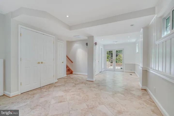7734 Virginia Ln, Falls Church, Virginia 22043