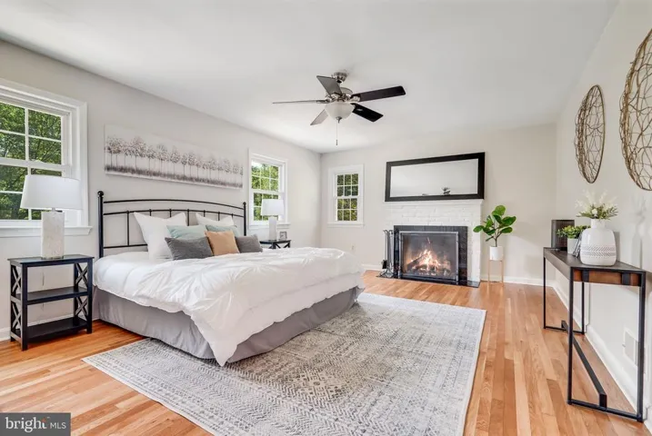 7734 Virginia Ln, Falls Church, Virginia 22043