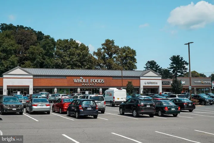 7734 Virginia Ln, Falls Church, Virginia 22043