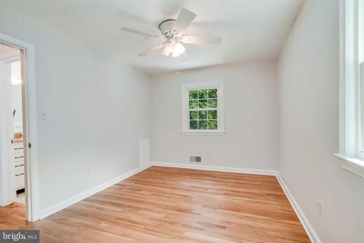 7734 Virginia Ln, Falls Church, Virginia 22043