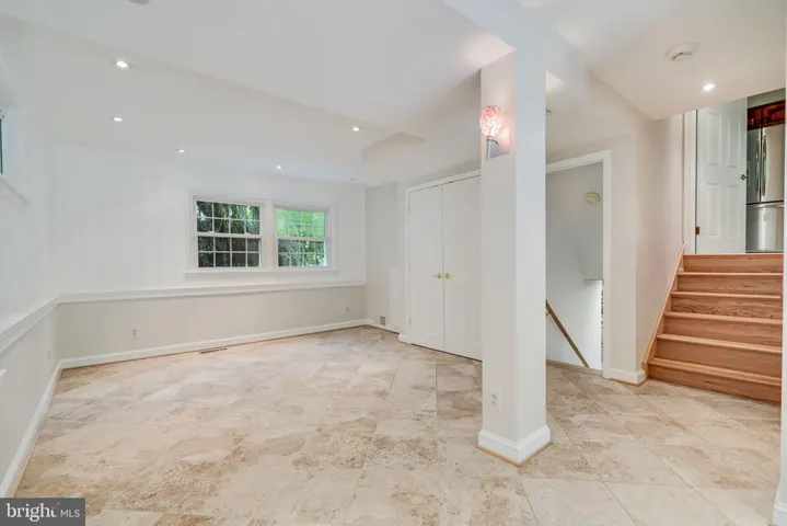 7734 Virginia Ln, Falls Church, Virginia 22043