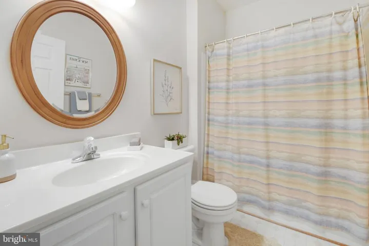 6500 Tayack Pl #201, Alexandria, Virginia 22312