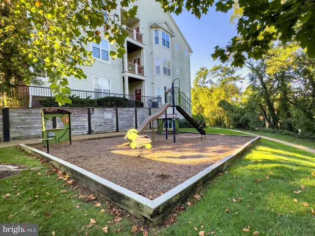 6500 Tayack Pl #201, Alexandria, Virginia 22312