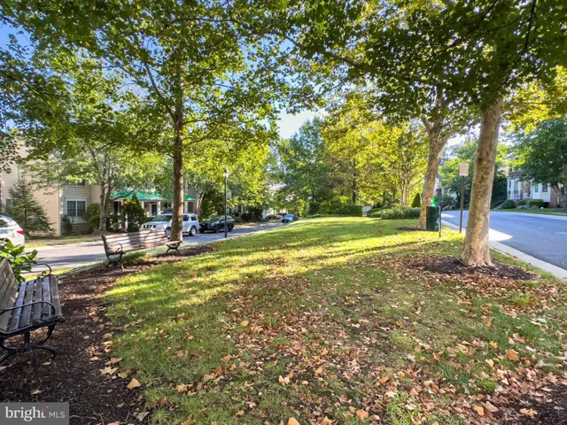 6500 Tayack Pl #201, Alexandria, Virginia 22312
