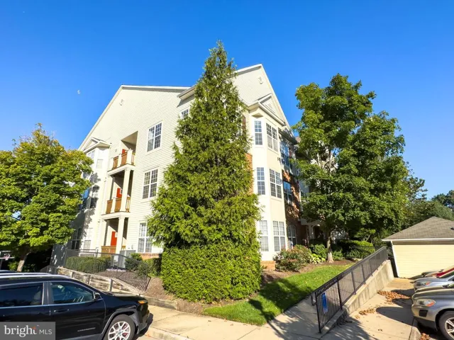 6500 Tayack Pl #201, Alexandria, Virginia 22312