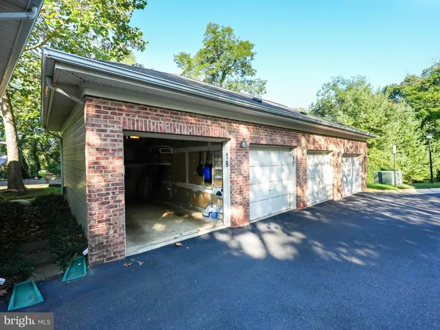 6500 Tayack Pl #201, Alexandria, Virginia 22312