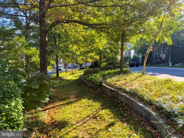 6500 Tayack Pl #201, Alexandria, Virginia 22312