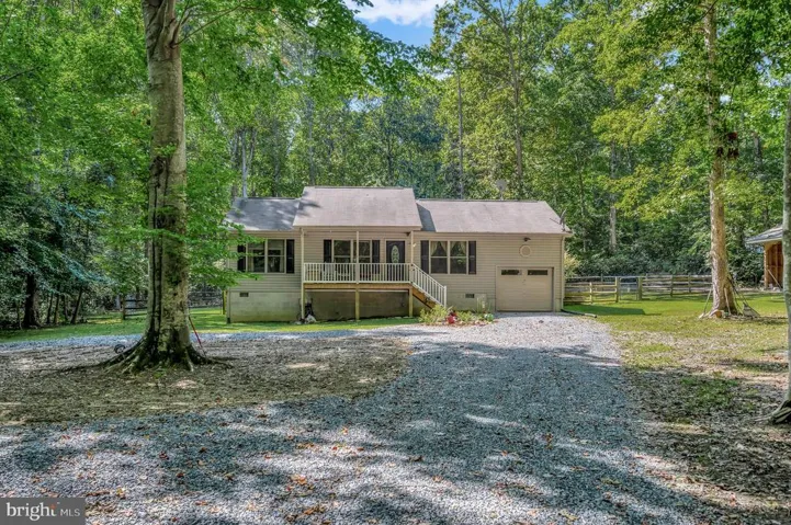 185 Beaver Pond Way, Mineral, Virginia 23117
