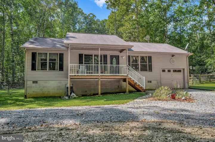 185 Beaver Pond Way, Mineral, Virginia 23117