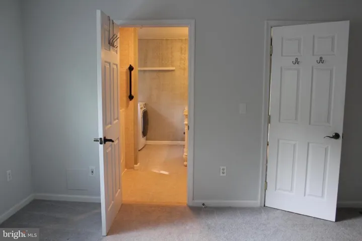 2454 S Monroe St, Arlington, Virginia 22206