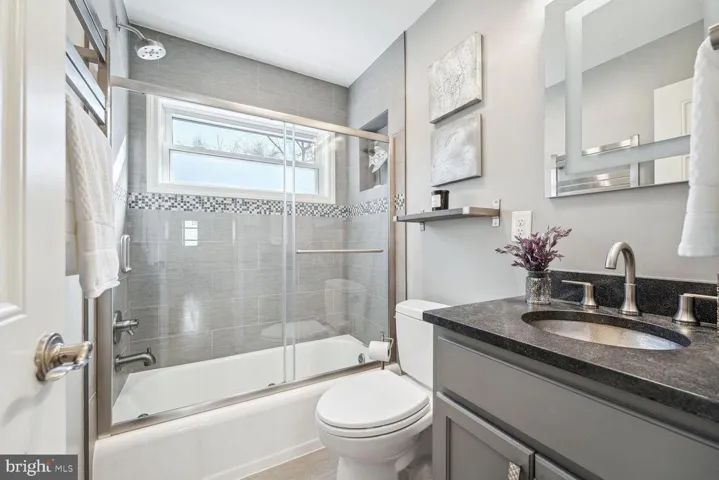 867 N Jacksonville St N, Arlington, Virginia 22205