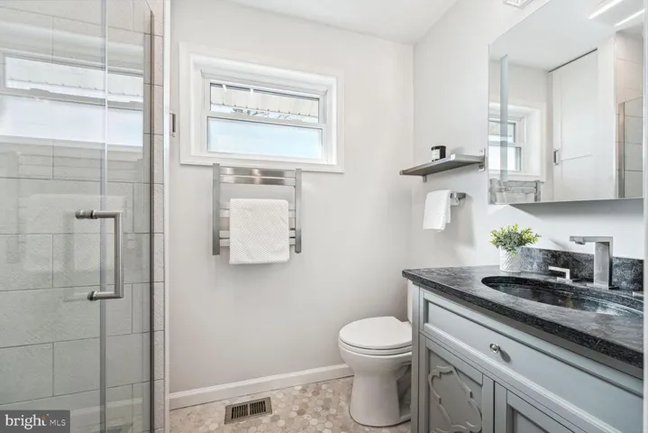 867 N Jacksonville St N, Arlington, Virginia 22205