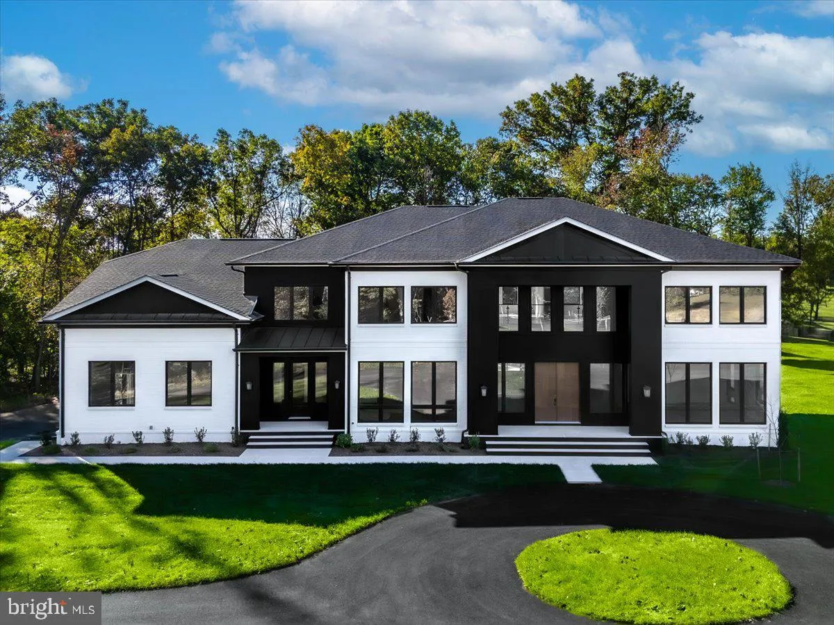 4616 FAIRFAX MANOR COURT, Chantilly, VA 20151