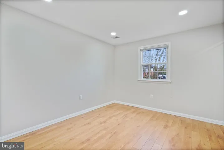 6808 Murray Ln, Annandale, Virginia 22003