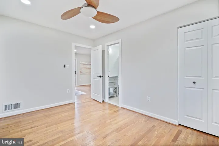 6808 Murray Ln, Annandale, Virginia 22003