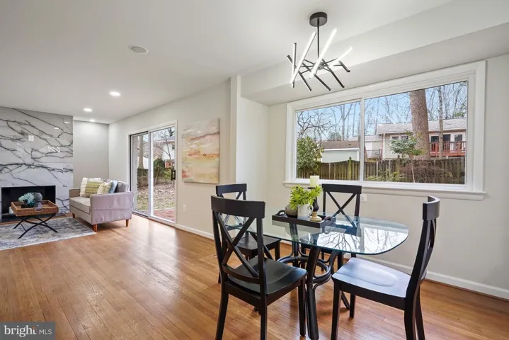 6808 Murray Ln, Annandale, Virginia 22003