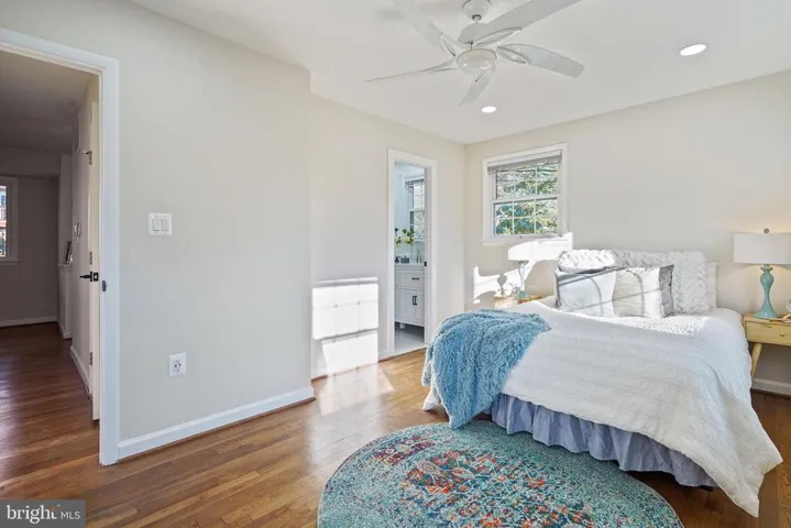 6808 Murray Ln, Annandale, Virginia 22003