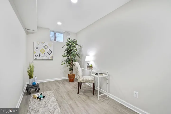 6808 Murray Ln, Annandale, Virginia 22003