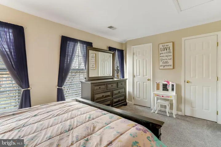 141 Martin Ln, Alexandria, Virginia 22304