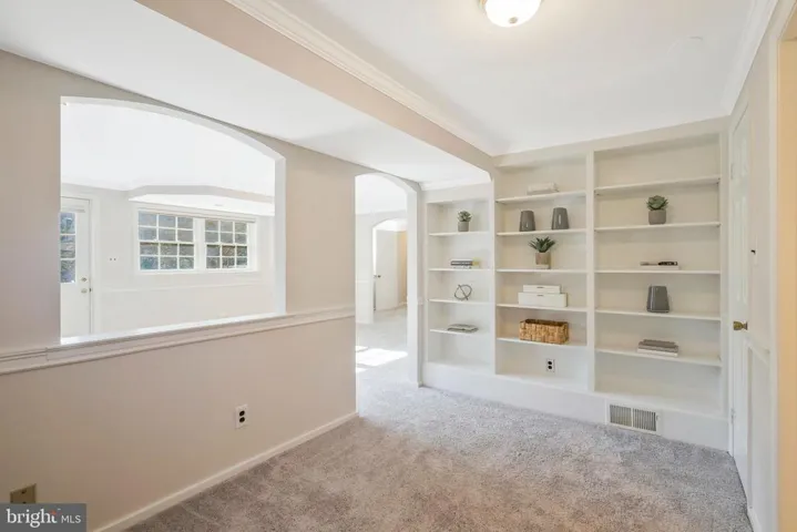 5916 Jewell Ct, Alexandria, Virginia 22312