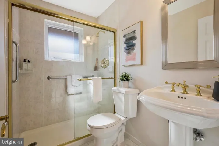 5916 Jewell Ct, Alexandria, Virginia 22312