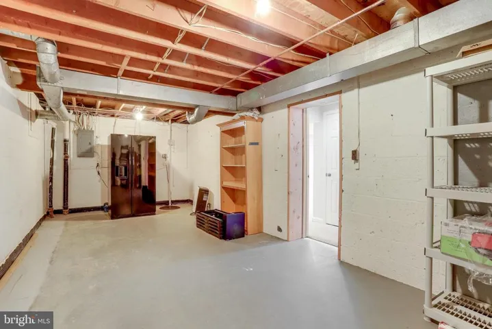 4205 Vicki Ct, Alexandria, Virginia 22312