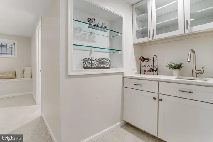 4205 Vicki Ct, Alexandria, Virginia 22312