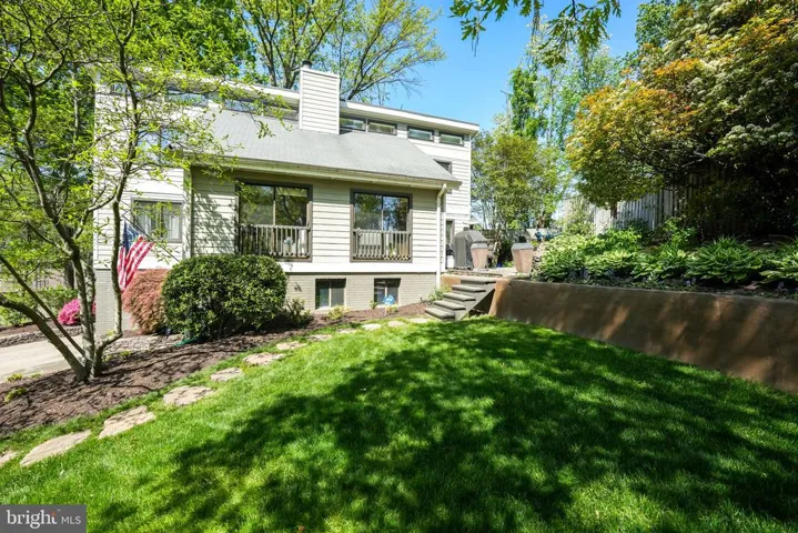 925 N Jacksonville St N, Arlington, Virginia 22205