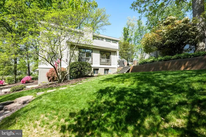 925 N Jacksonville St N, Arlington, Virginia 22205