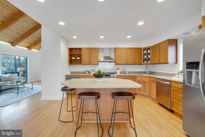 925 N Jacksonville St N, Arlington, Virginia 22205